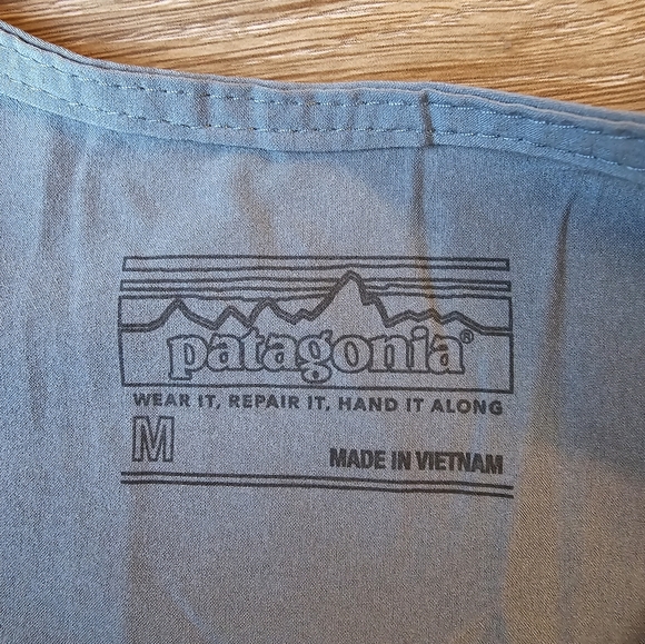 Patagonia Women's Fleetwith Jumpsuit Light Plume Grey Size Medium - Picture 9 of 11